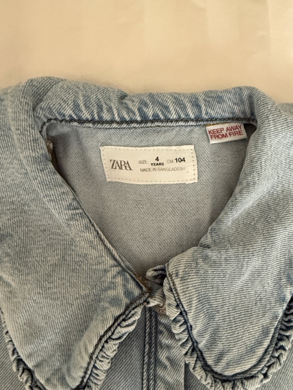 Zara Light Blue Denim Dress with Scalloped Collar - Picture 2 of 4
